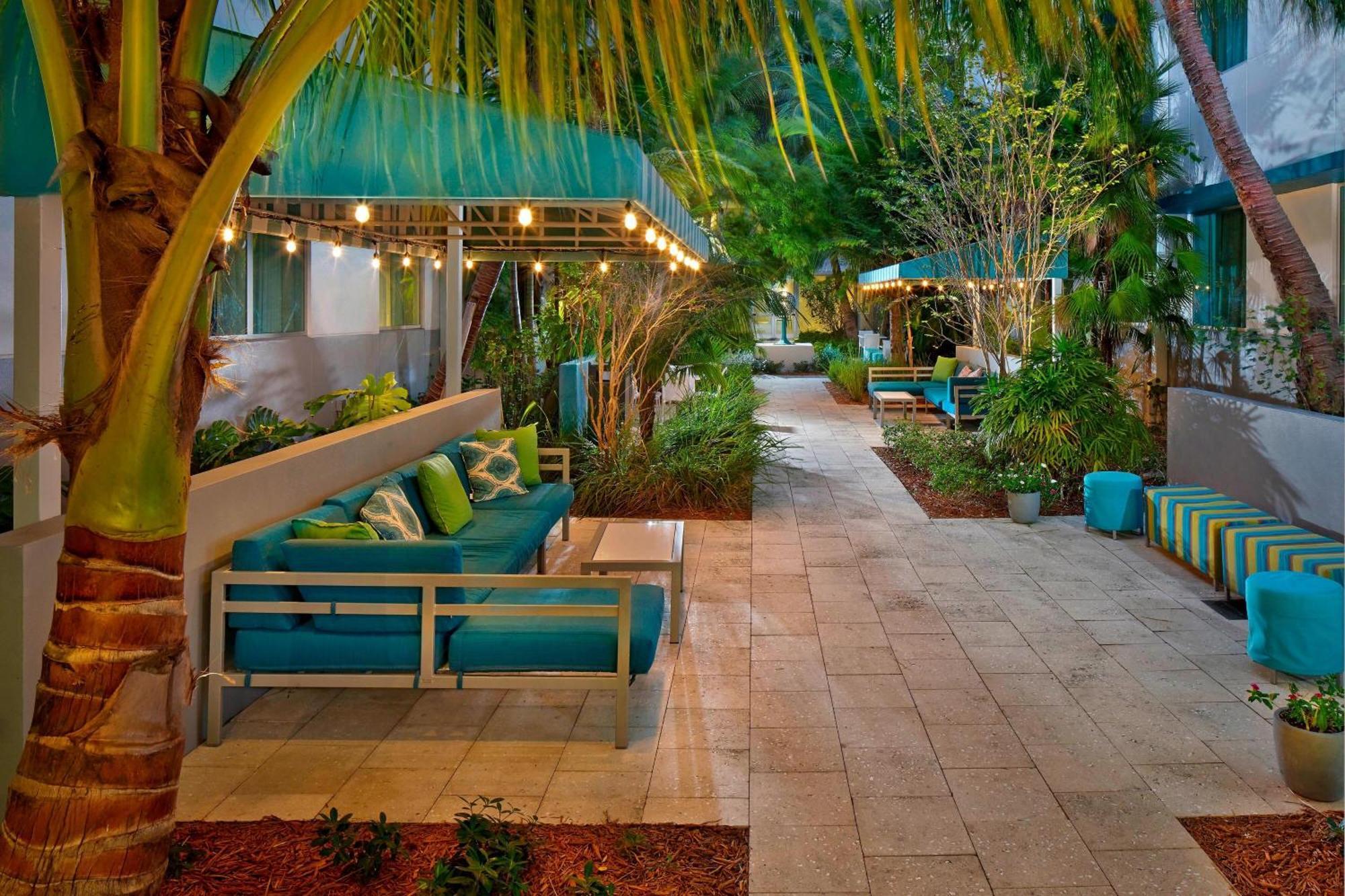 Residence Inn By Marriott Miami Beach Surfside Eksteriør billede