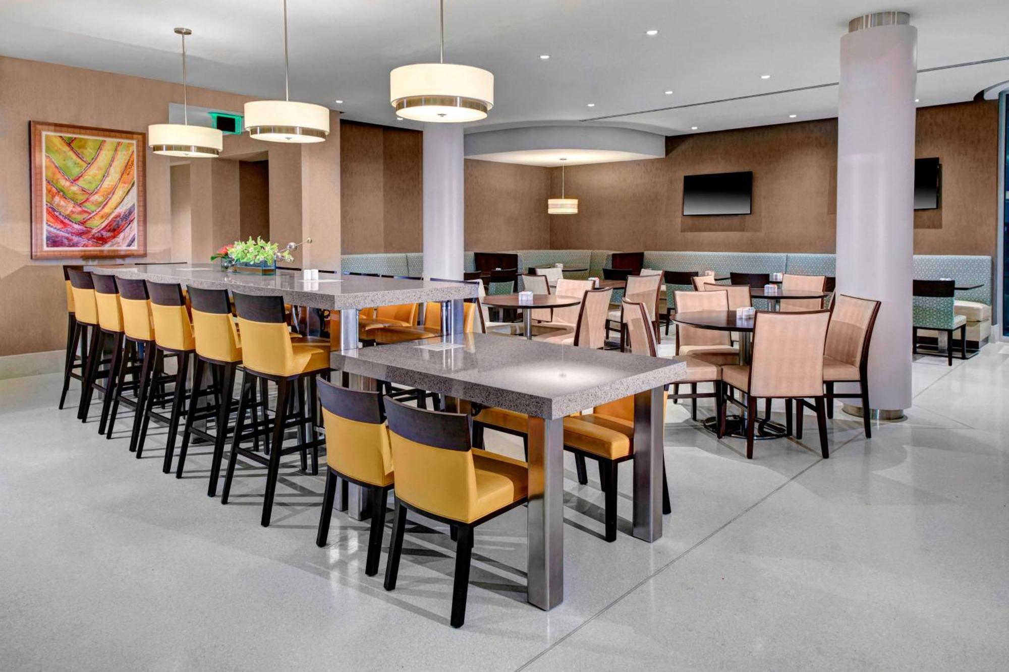 Residence Inn By Marriott Miami Beach Surfside Eksteriør billede
