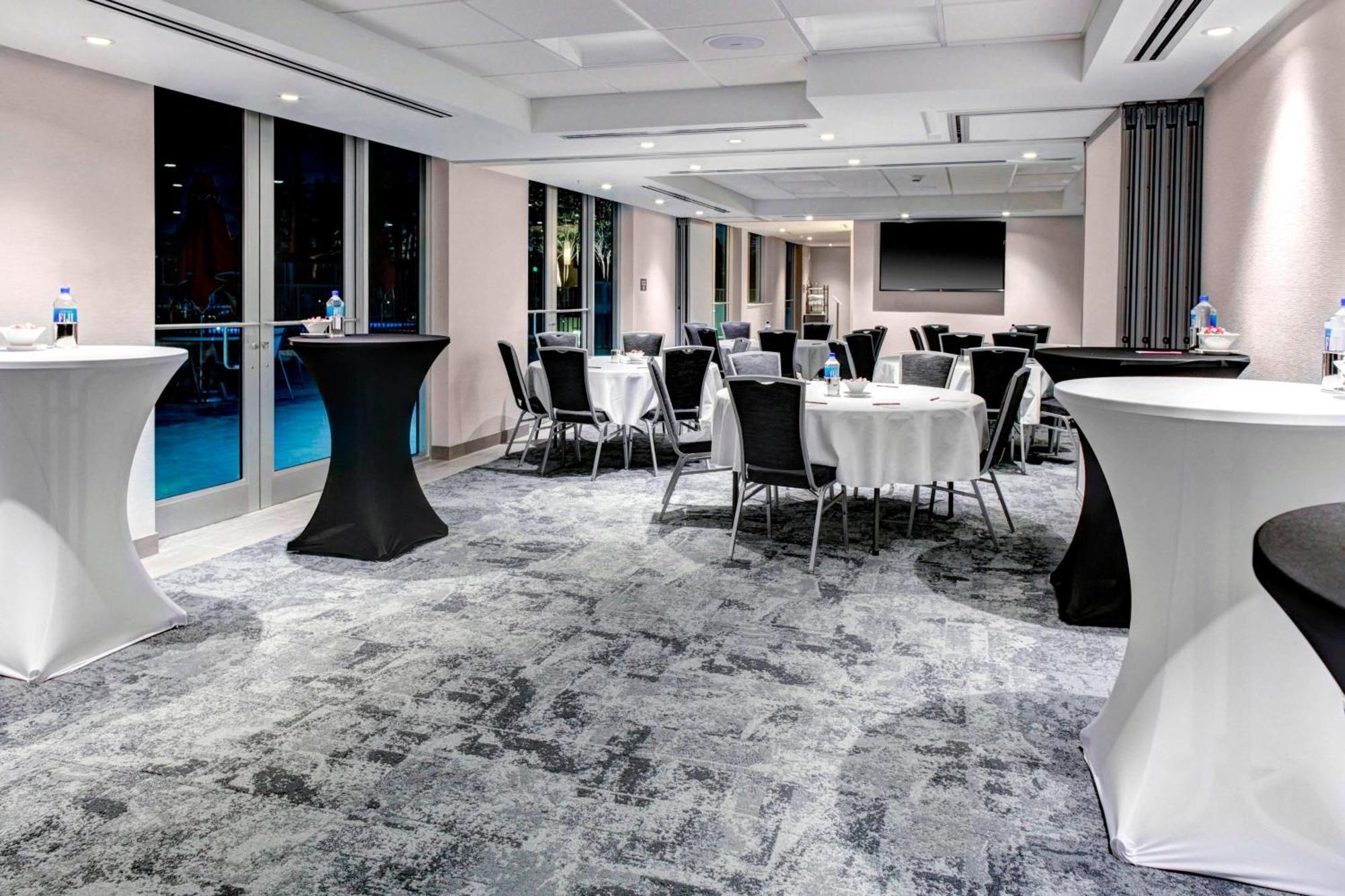 Residence Inn By Marriott Miami Beach Surfside Eksteriør billede